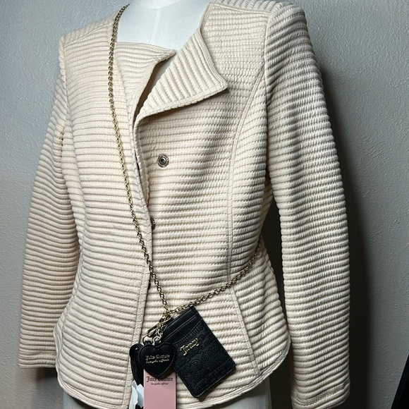 Juicy Couture Black Debossed Free Spirit Crossbody Bag Lanyard Keychain Set‎ NEW - Picture 14 of 17